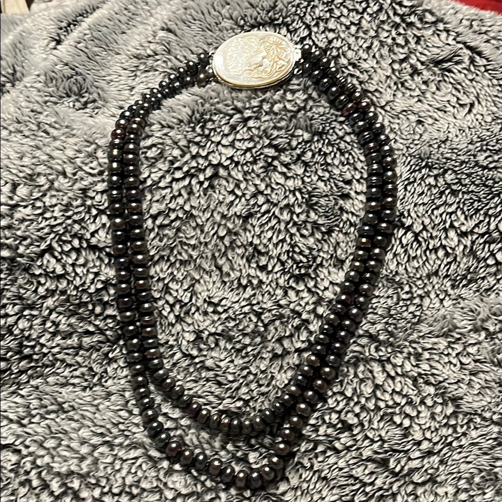 Elegant peacock pearl Necklace with MOP cameo clasp